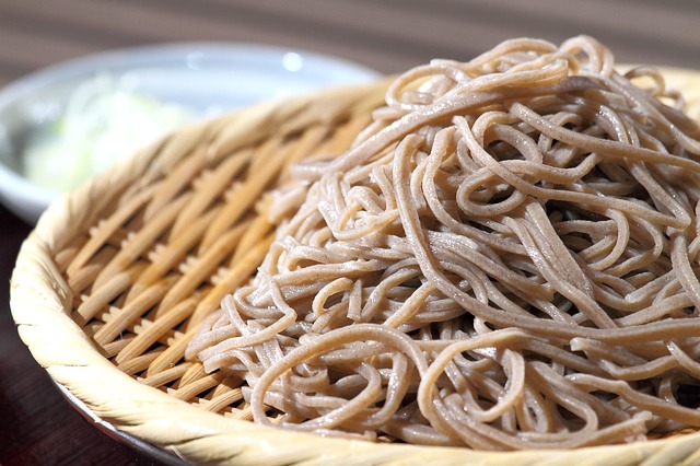 もりそばとざるそばの違いは見た目や味？せいろとかけとはどう違う？